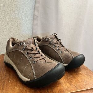 KEEN Presidio Womens Brown Nubuck Leather Low Oxfords Shoes US 5 Hiking Comfort‎